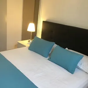 https://a-cote-de-geneve.hotels-rhonealpes.com